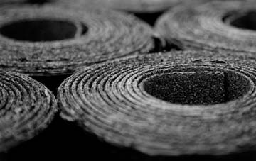 Compton Abbas bitumen roof disadvantages